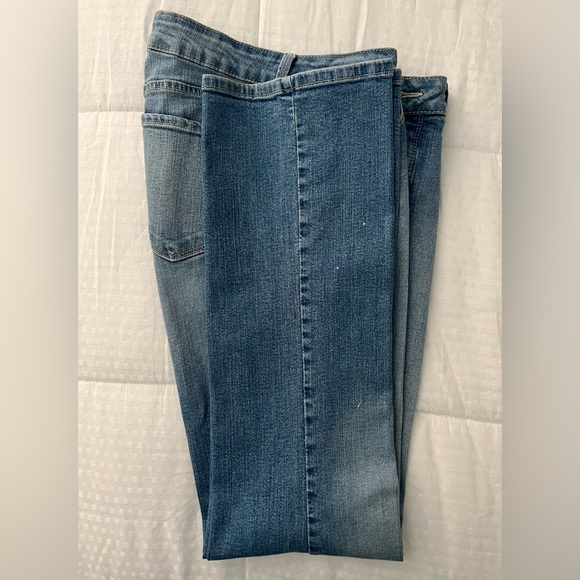 Not your daughters jeans ( NYDJ )…size 10 - Picture 8 of 13